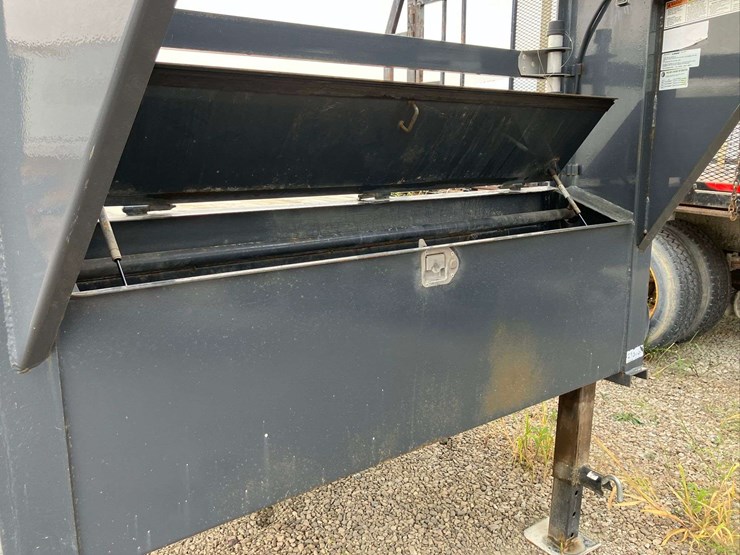 lamar-40'-gooseneck-trailer-image-19