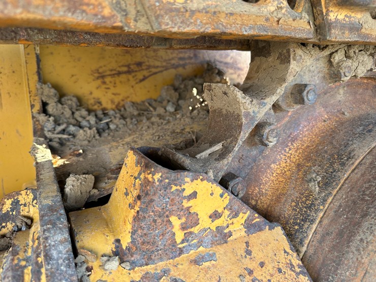 caterpillar-d5k2-image-6