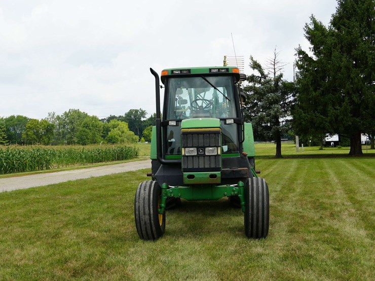 1994-john-deere-7200-image-22