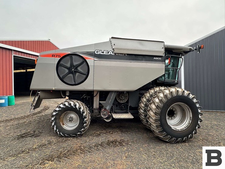 2008-gleaner-r75-image-8