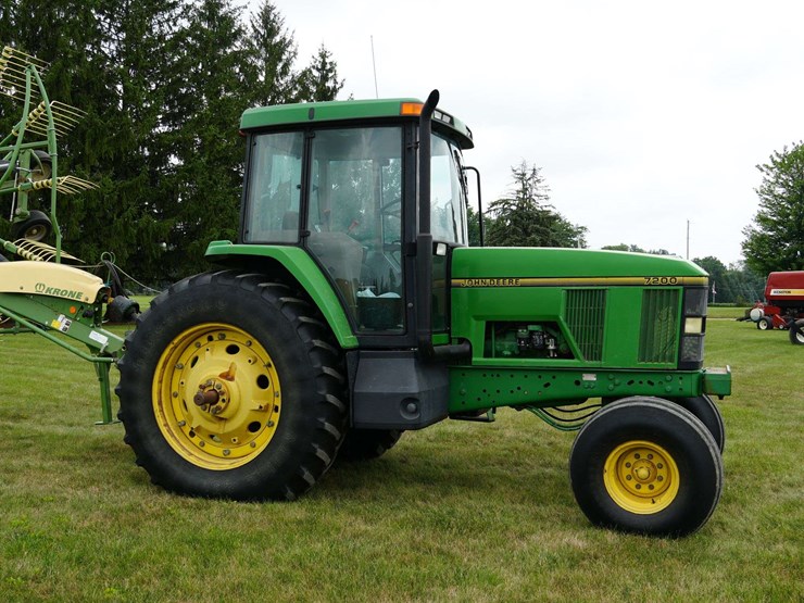 1994-john-deere-7200-image-13