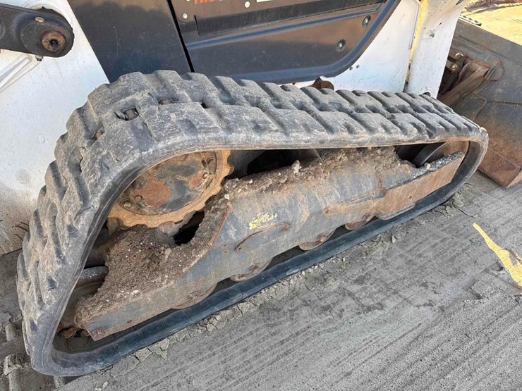 2024-bobcat-t76-image-16