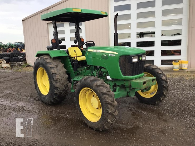 john-deere-5055e-image-1