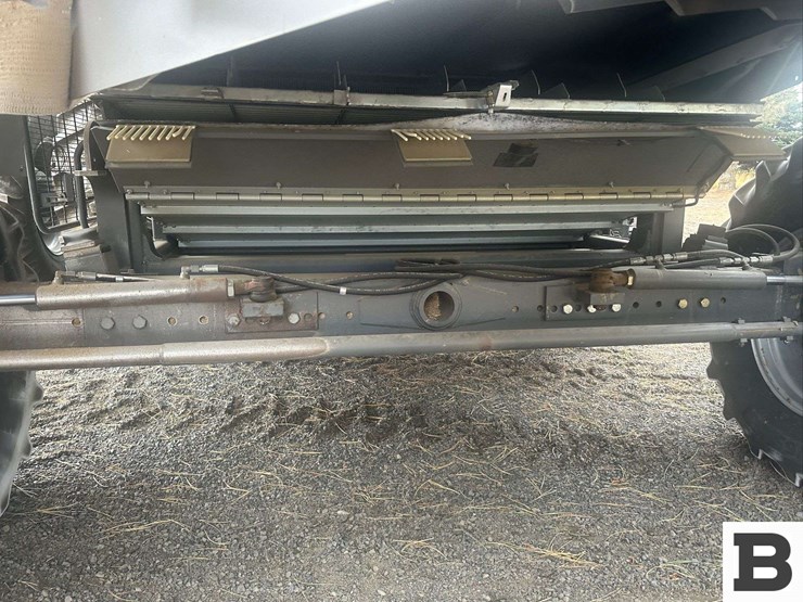 2008-gleaner-r75-image-34