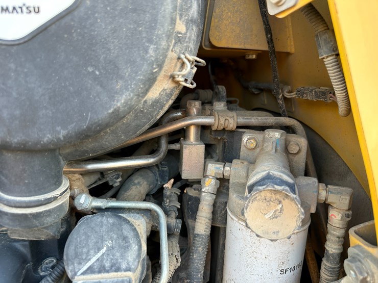 #32837-•-komatsu-39px-crawler-dozer-km10d130kka096648-image-46