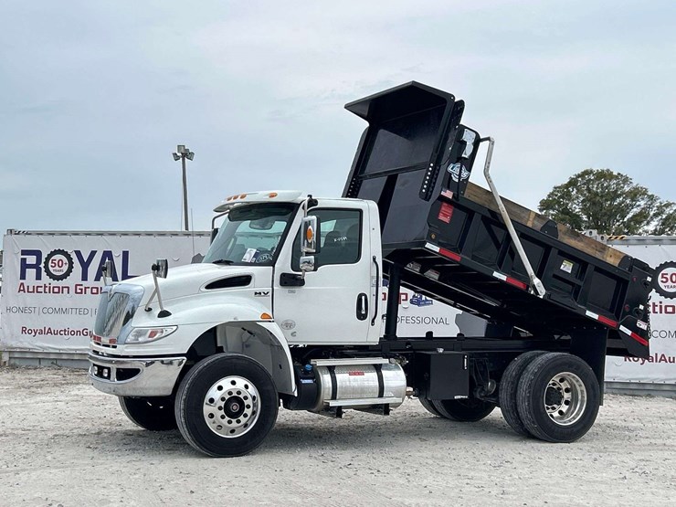 2021-international-mv607-image-1