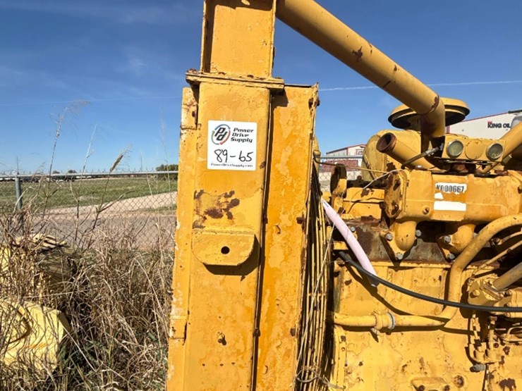 caterpillar-d353-image-4