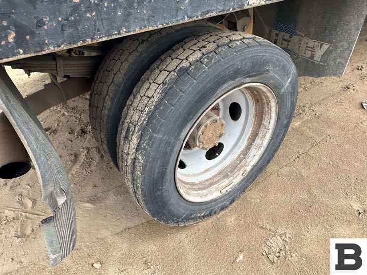 2011-ford-f450-image-11