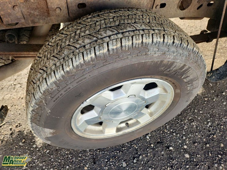 2003-gmc-sierra-1500-image-32