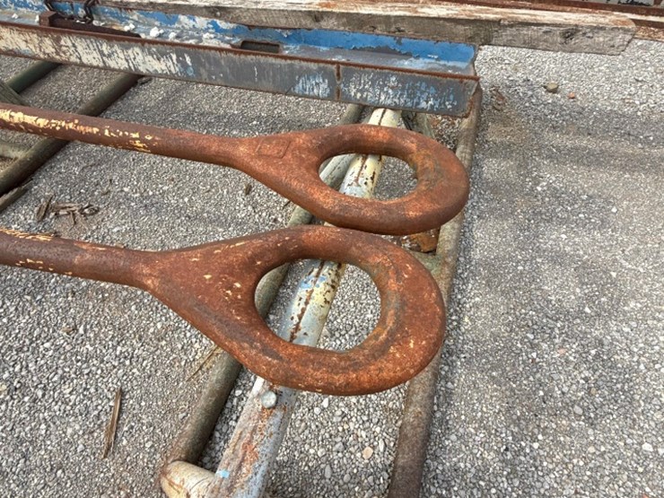 elevator-link-bails-image-3