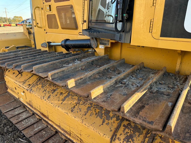 caterpillar-d5k2-image-5