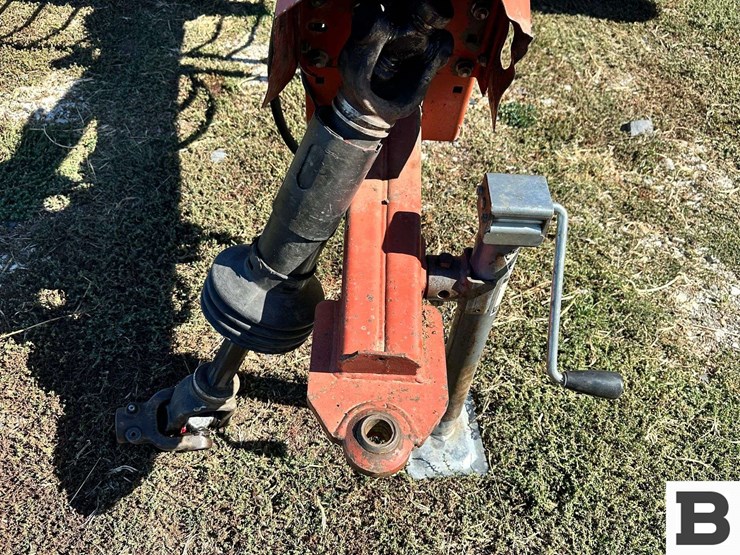 hesston-4655-image-9