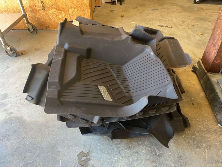chevrolet-rubber-floor-mats-image-1