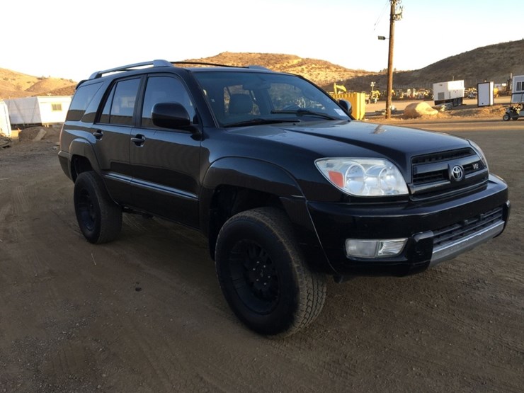 2004-toyota-4-runner-image-2