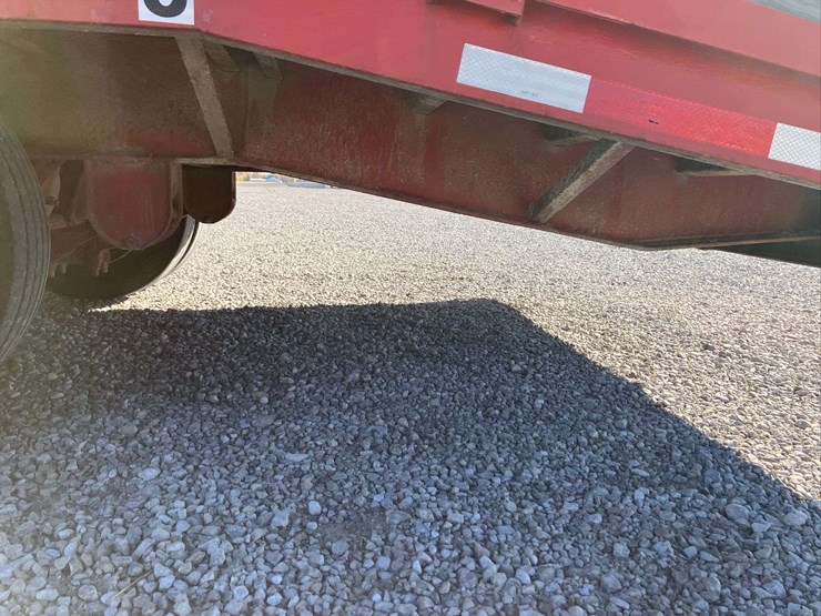 25'-tandem-dual-axle-tender-trailer-with-plumbing-and-tank-image-15