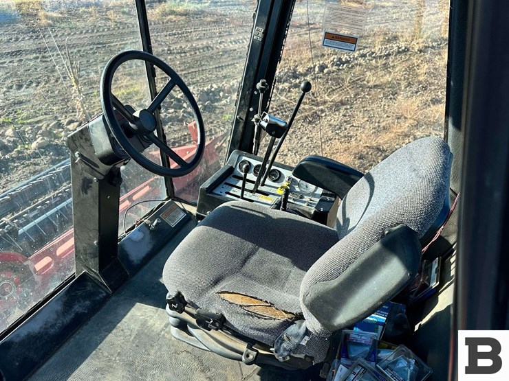 case-ih-8840-image-45