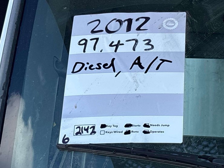 2012-freightliner-m2-106-image-66