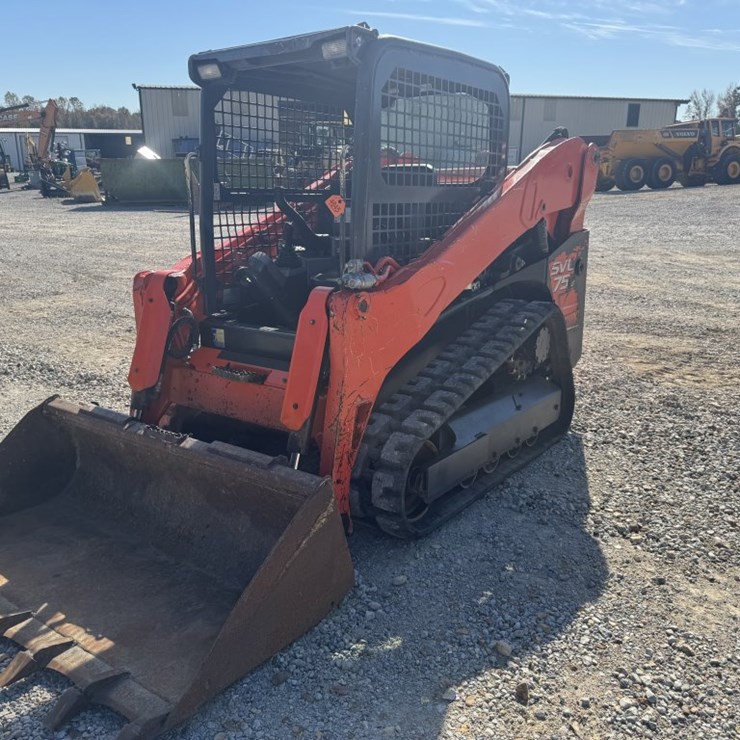 2017 KUBOTA SVL75-2