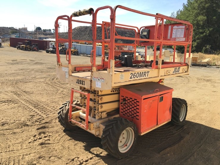 2000-jlg-260mrt-image-2