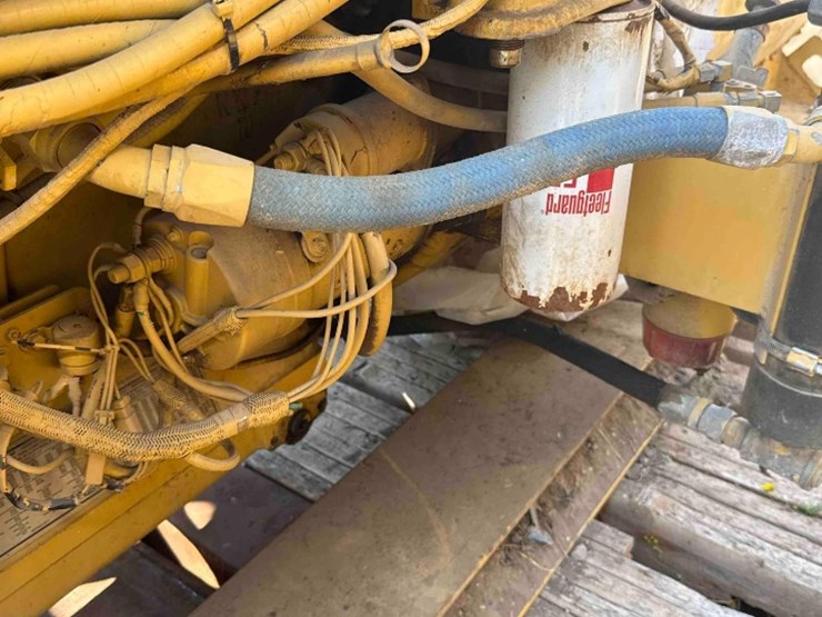 2001-caterpillar-3412-image-13