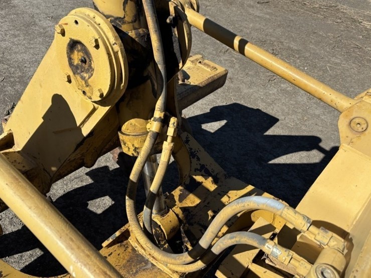 1989-caterpillar-140g-image-45