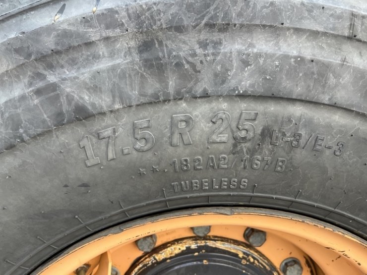 case-521f-xr-image-10