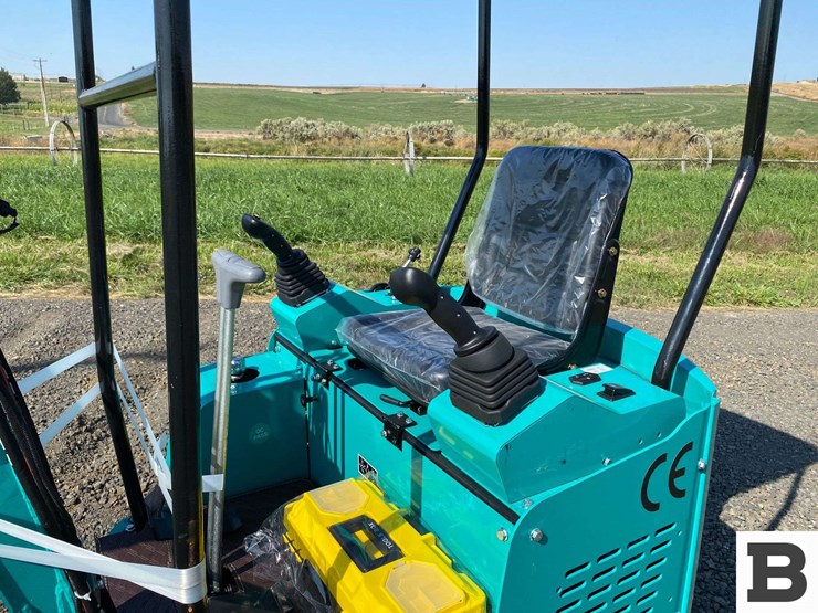 2025-cfg-industrial-h15r-mini-excavator---eltopia,-wa-image-15