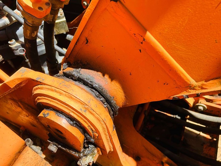 2010-doosan-dx180-lc-image-56