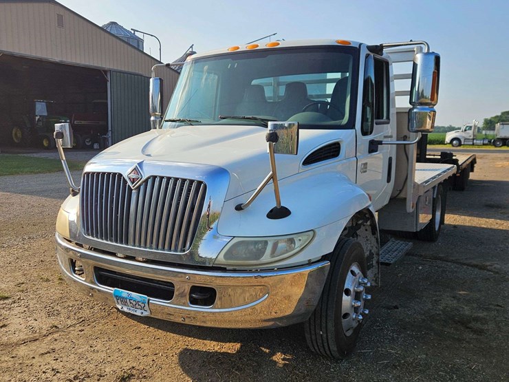 2003-international-4200-image-4