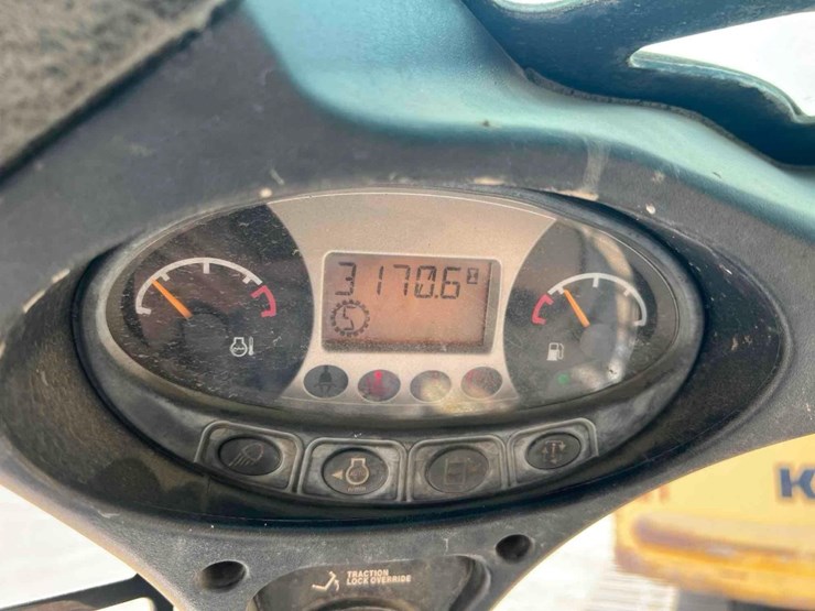 2017-bobcat-s770-image-28