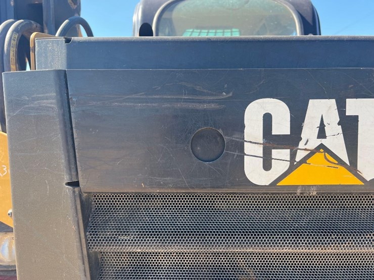 2016-caterpillar-259d-image-16