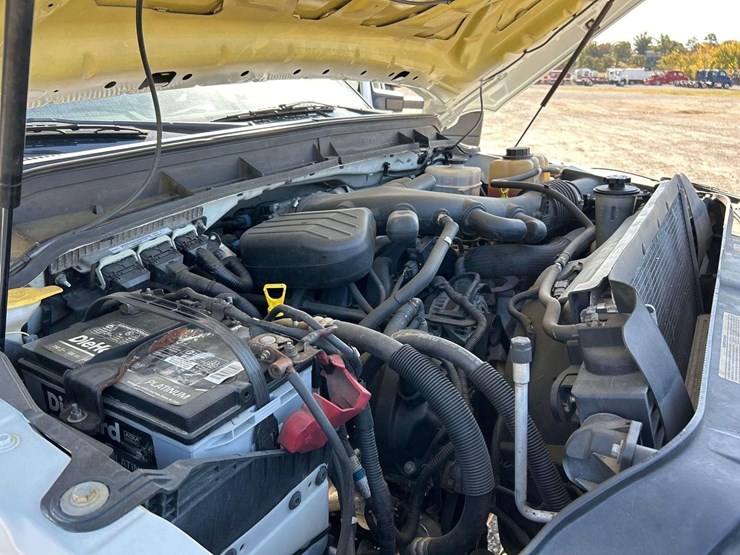 2012-ford-f550-image-10