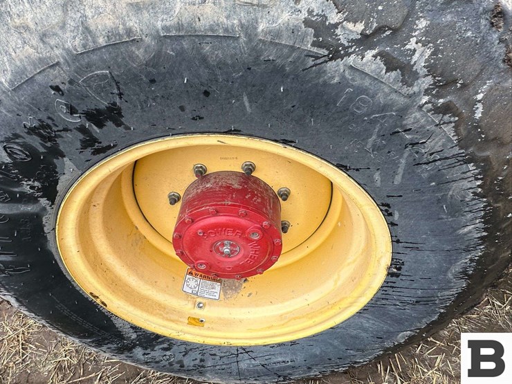 2009-new-holland-h8040-image-39