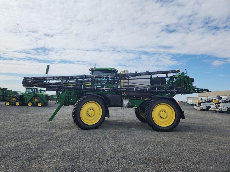 2023-john-deere-616r-image-6