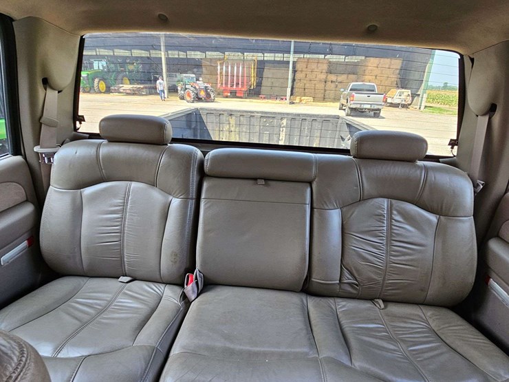 2002-chevrolet-2500hd-image-17