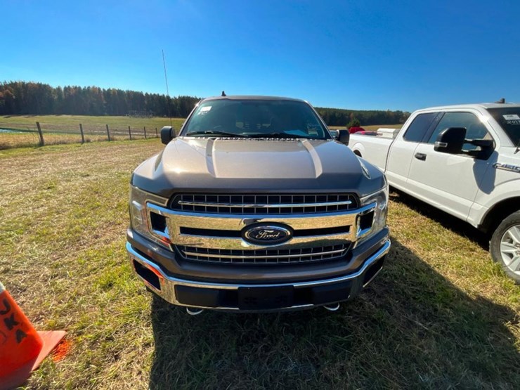 2018-ford-f150-xlt-image-3