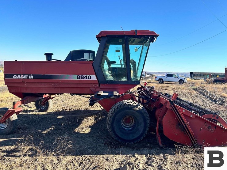 case-ih-8840-image-8