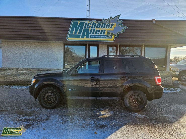 2012-ford-escape-hybrid-image-2