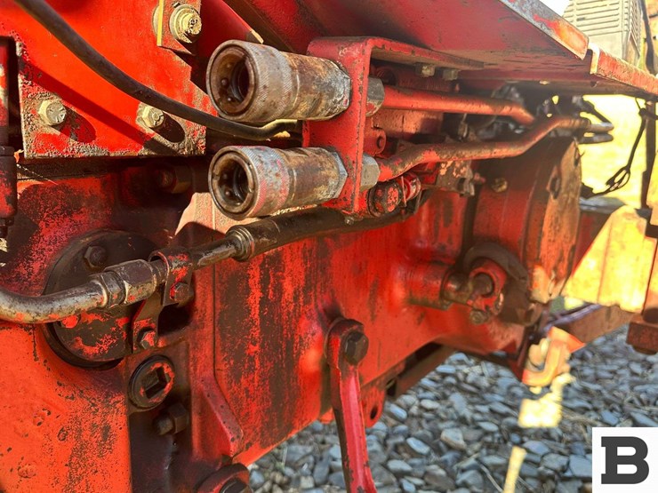 1977-international-86-image-32