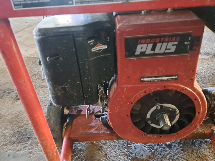 #300-•-lincoln-welder-image-10