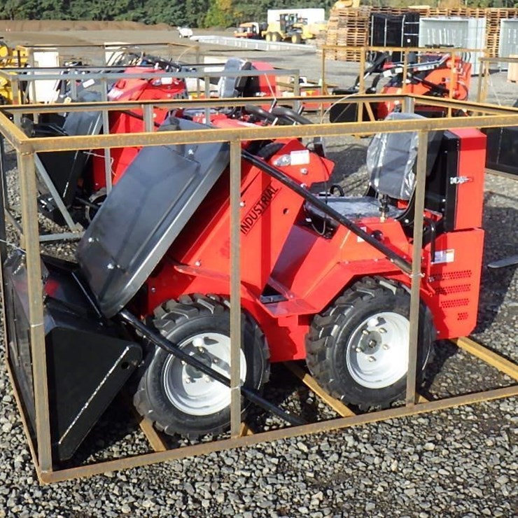 2025 AGT SDA-140W Skid Steer Loader