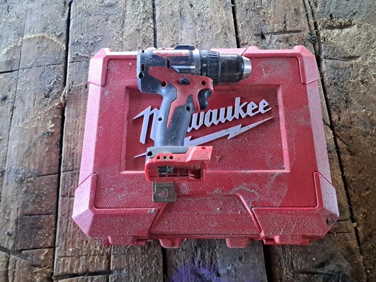 #102-•-milwaukee-drill-image-1