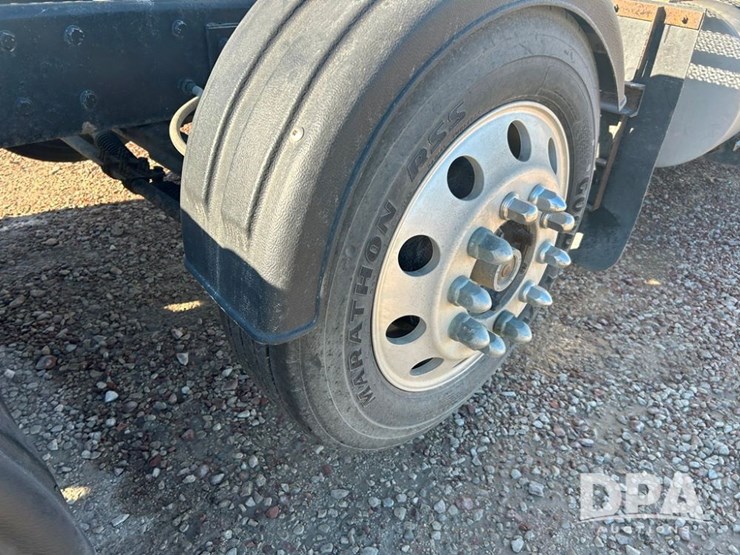 2004-international-9200i-image-29