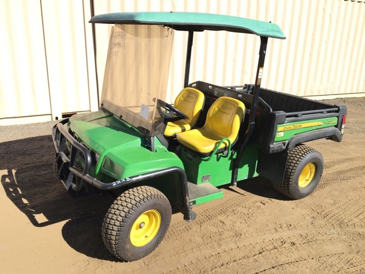 2012-john-deere-gator-image-1