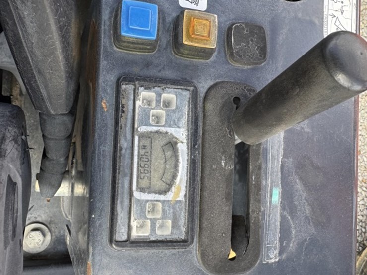 2017-deere-17g-image-6