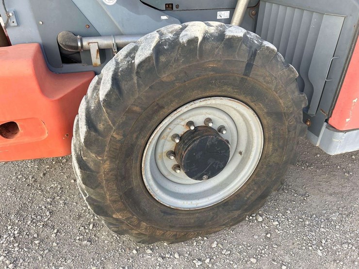 2018-skyjack-sj1056th-image-26