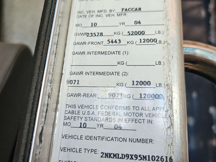 2005-kenworth-t300-image-36