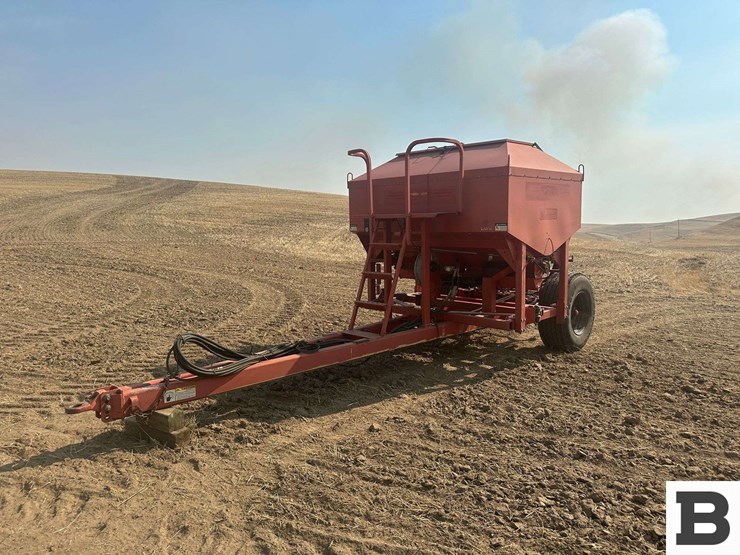 hinker-company-seed-cart---dayton,-wa-image-1