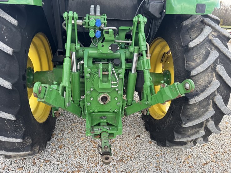 john-deere-6120e-image-7