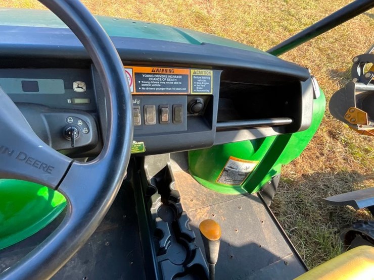 john-deere-gator-hpx-image-14